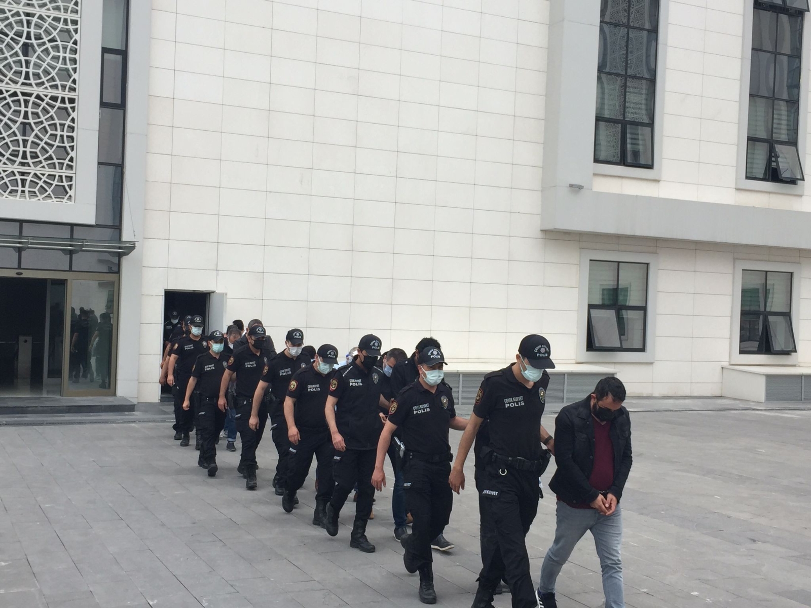 Ankara’da rüşvet ve evrakta sahtecilik operasyonu: 30 gözaltı