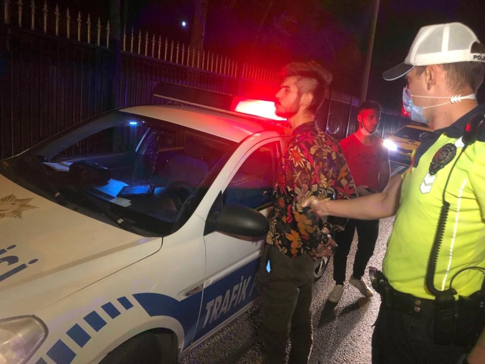 Ankara’da sahte muhabirin foyası gazeteciler gelince ortaya çıktı