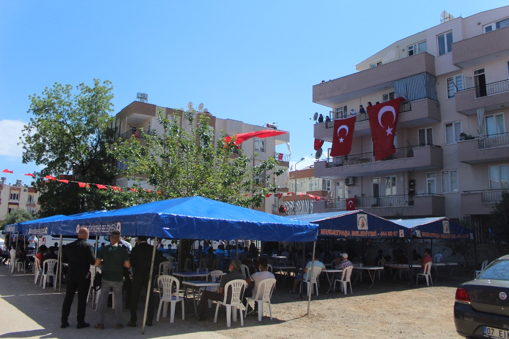 Antalya şehidini uğurluyor