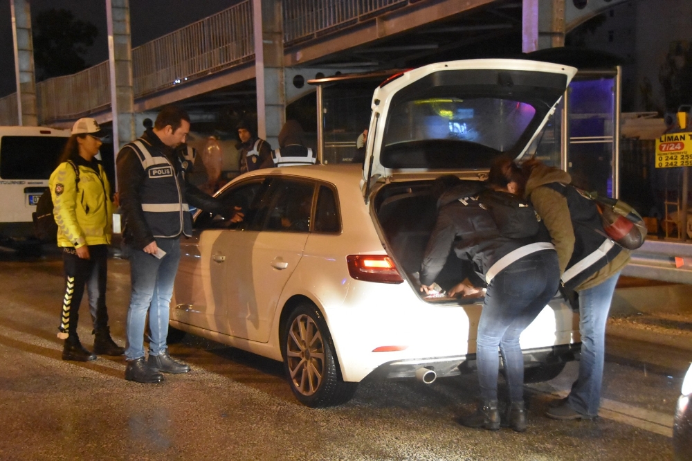 Antalya’da 93 araca 74 bin 946 TL para cezası