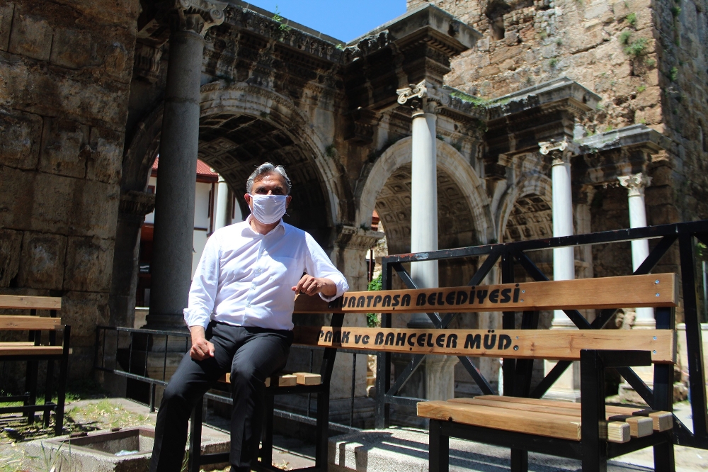 Antalya’da banklara korona virüs düzenlemesi