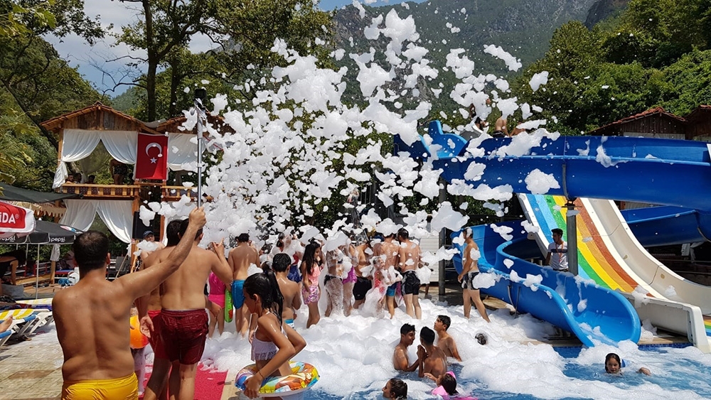 Antalya’da köpük partileri yasaklandı