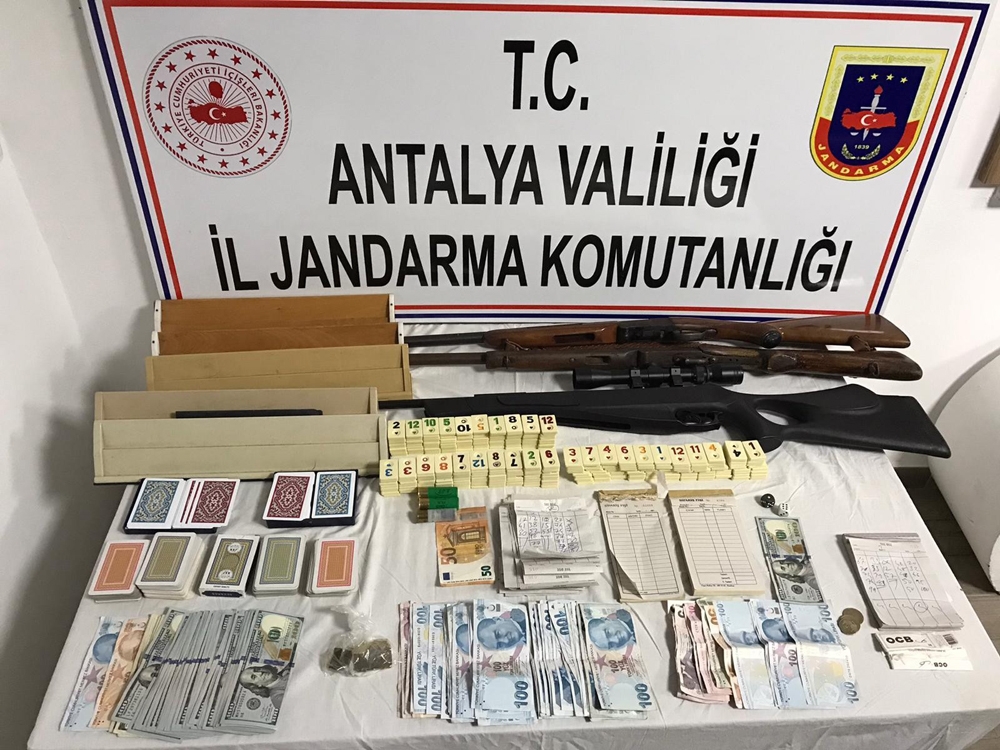 Antalya’da kumar baskınına 160 bin TL para cezası