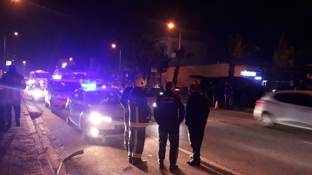 Antalya’da Mehmet Özhaseki trafik kazası geçirdi