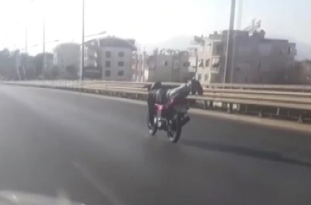 Antalya’da motosiklet sürücülerinin pes dedirten yolculukları