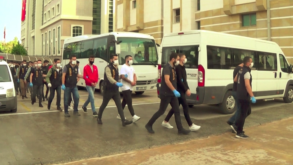Antalya’da yasa dışı bahis operasyonu: 43 gözaltı