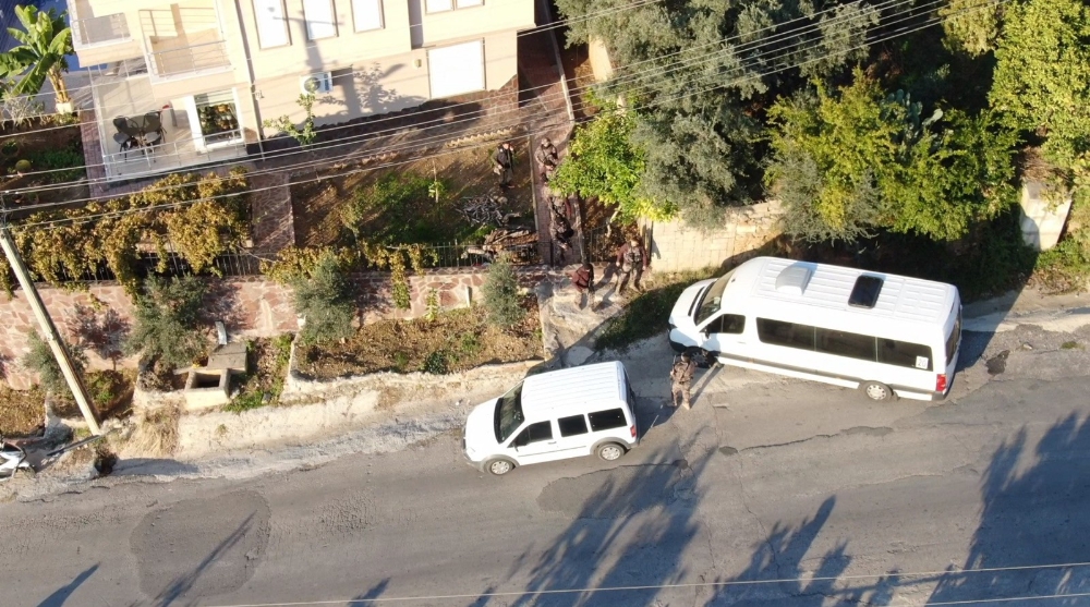 Antalyadaki Terör Operasyonunda Gözaltı Sayısı 33E Yükseldi