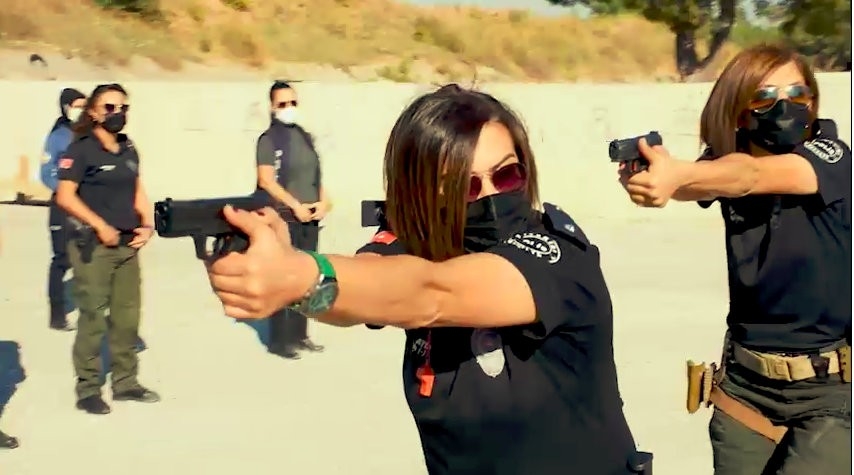 Antalya’nın kadın polisleri poligonda dosta güven düşmana korku veriyor