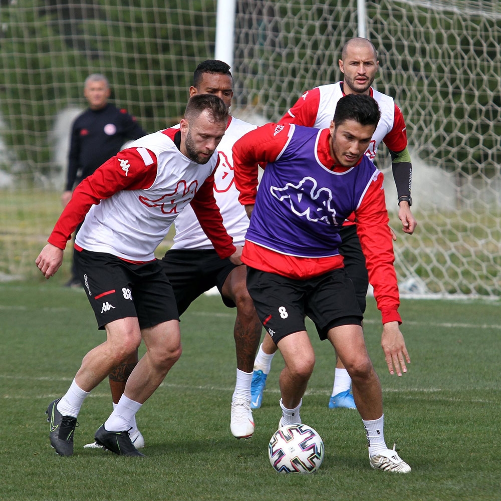 Antalyaspor’da hedef beraberlik serisini galibiyetle sonlandırmak
