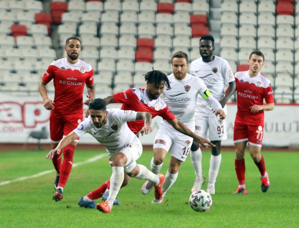 Antalyaspor’dan, 15 haftada 2 farklı mağlubiyet
