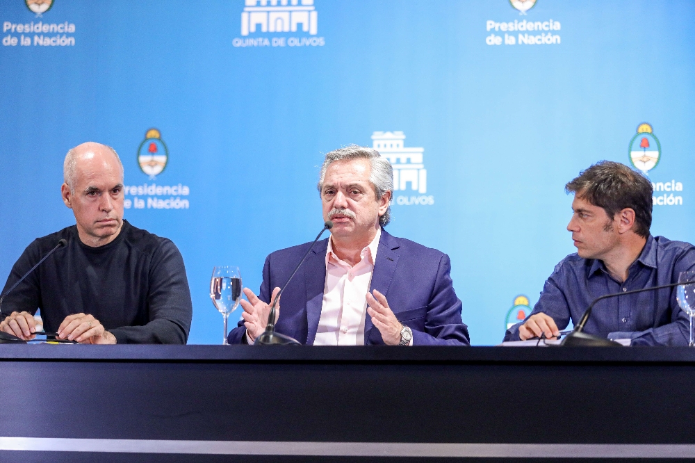 Arjantin sınırlarını kapatıyor