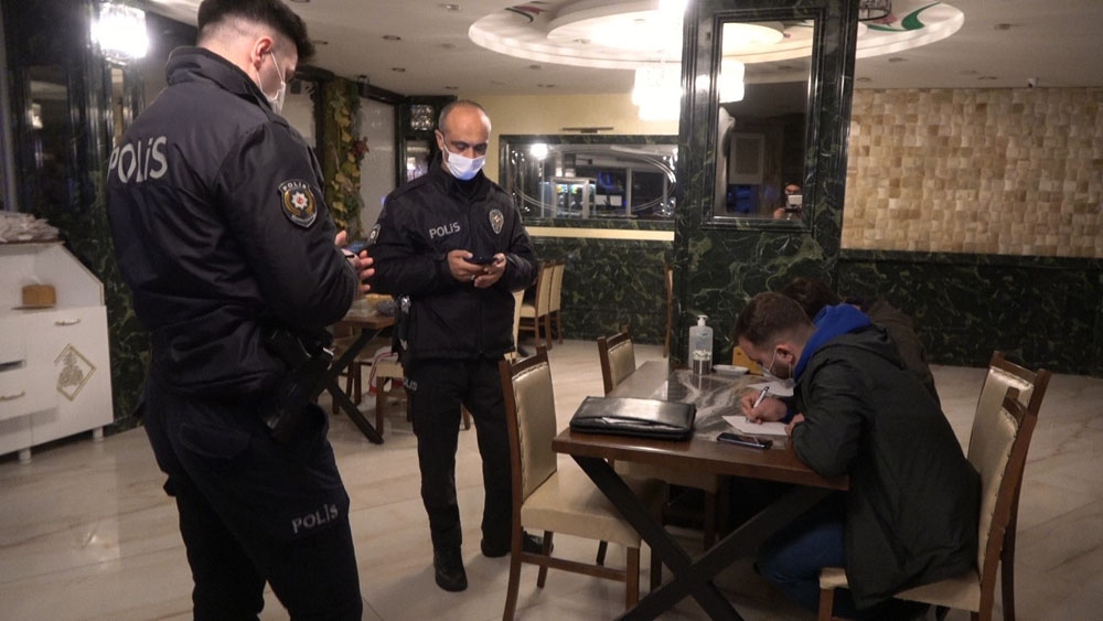 Arnavutköy’de saat 22.00’dan sonra kapanmayan işletmelere ceza yağdı
