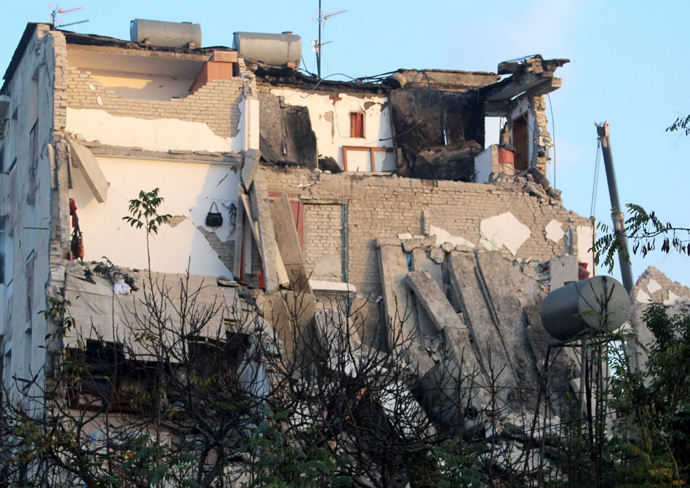 Arnavutlukta Bilanço Artıyor