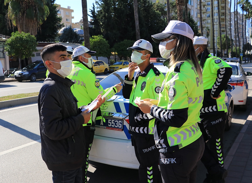 Asker kaçağı dolmuş sürücüsü kovid uygulamasında yakalandı