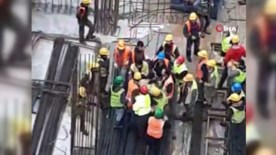 Ataşehir’de inşaat işçileri arasındaki meydan dayağı kamerada