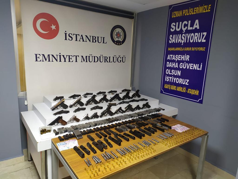 Ataşehir’de silah imalathanesine çevrilen depoya polis baskını