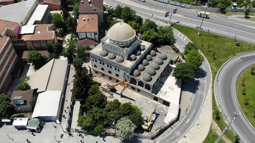 Avcılar Hacı Ahmet Tükenmez Camisi yarın yıkılıyor