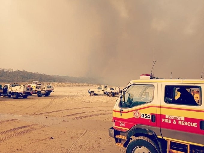 Avustralya’da çıkan orman yangını nedeniyle yerleşim yerleri tahliye ediliyor