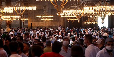 Ayasofya, 3 yıl önce bugün ibadete açıldı