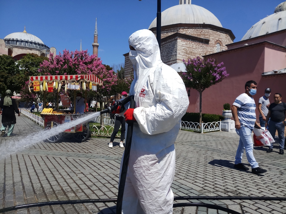 Ayasofya bayram namazına hazırlanıyor