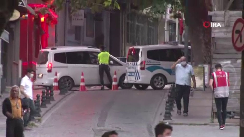 Ayasofya meydanı ve çevresi güvelik amacıyla boşaltıldı