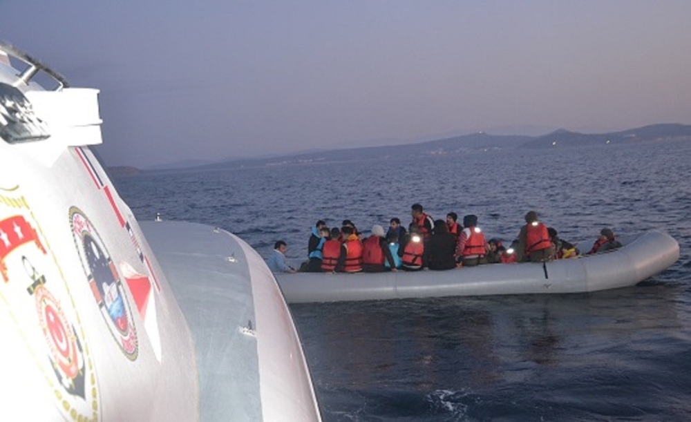 Ayvalıkta 39 Düzensiz Göçmen Yakalandı
