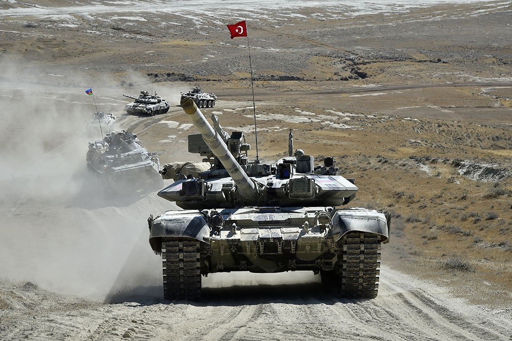 Azerbaycan-Türkiye ortak askeri tatbikatları devam ediyor