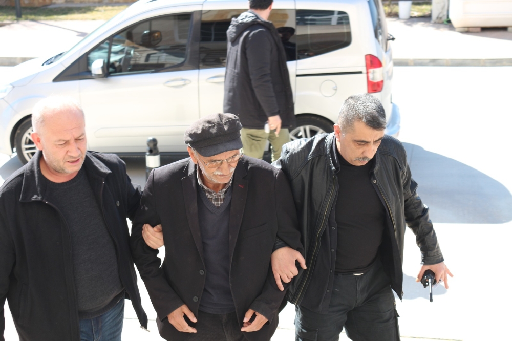 Babanın oğlunu öldürdüğü cinayetin altından borç meselesi çıktı