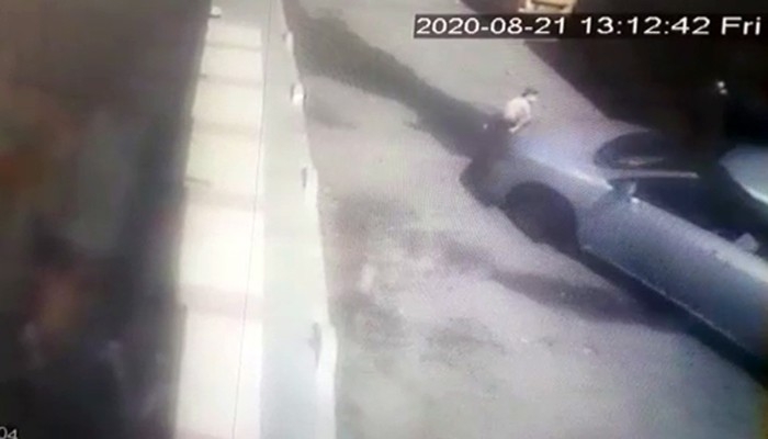 Bağcılar’da sokakta oyun oynayan çocuğu otomobil ezdi