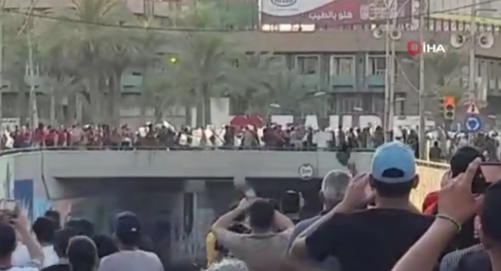 Bağdat’ta “Beni kim öldürdü” protestosu: 1 ölü, 45 yaralı