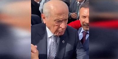  Bahçeli'nin slogan atan gruba tepkisini çarpıtarak servis ettiler