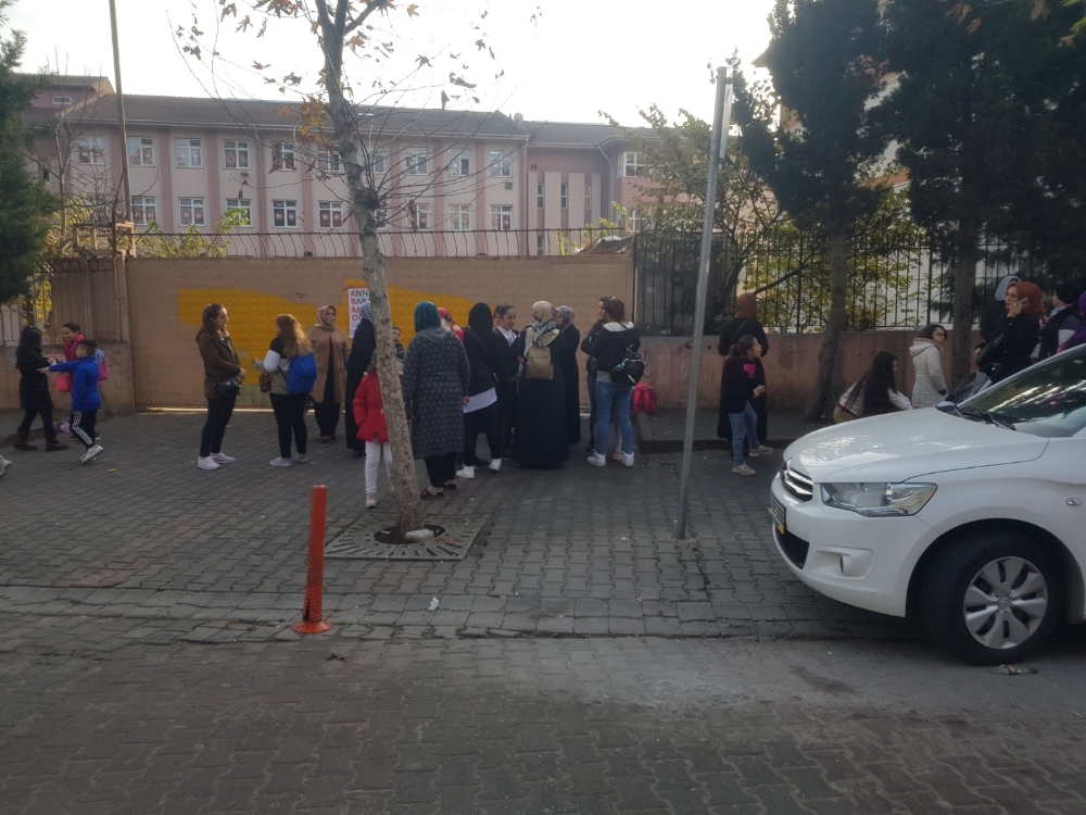 Bahçelievlerde Öğretmenden Öğrenciye Darp İddiası