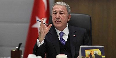 Bakan Akar duyurdu:Mehmetçik depremde 326 kişiyi enkazdan kurtardı!