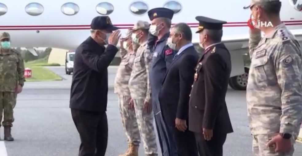 Bakan Akar Eskişehir’de