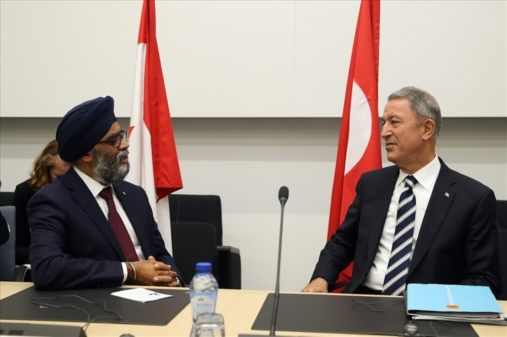 Bakan Akar, Kanada Savunma Bakanı Sajjan ile görüştü