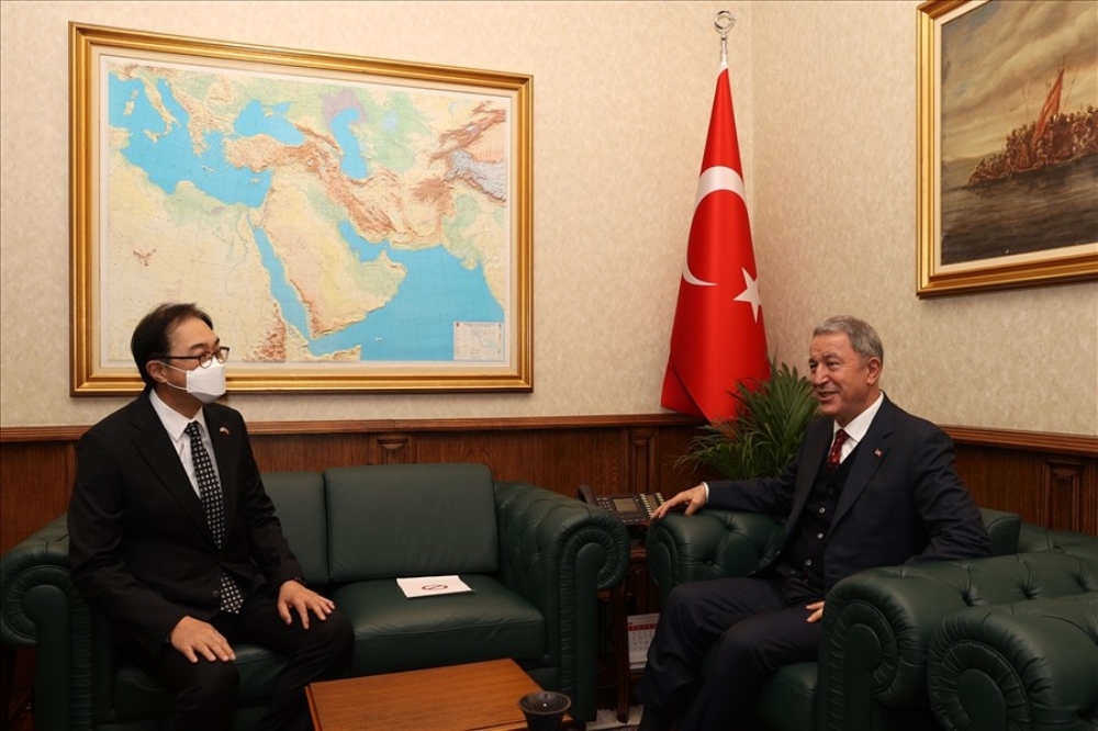 Bakan Akar, Kore Büyükelçisi Lee’yi kabul etti