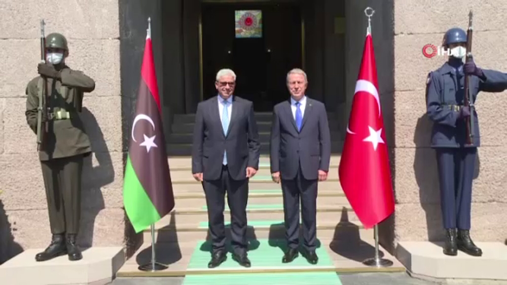 Bakan Akar, Libya İçişleri Bakanı Başağa ile görüştü