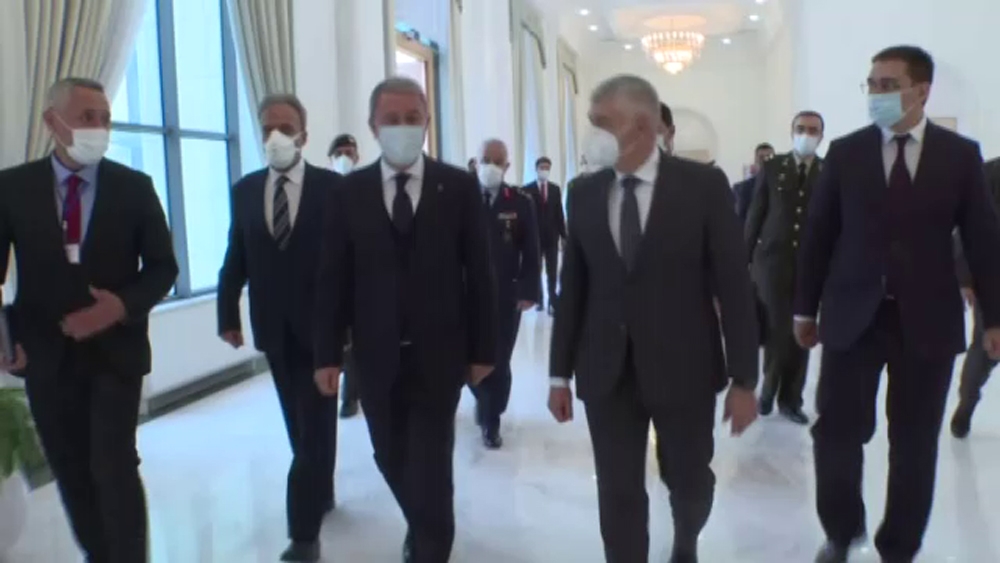 Bakan Akar, Özbekistan Güvenlik Kurulu Genel Sekreteri Mahmudov ile görüştü