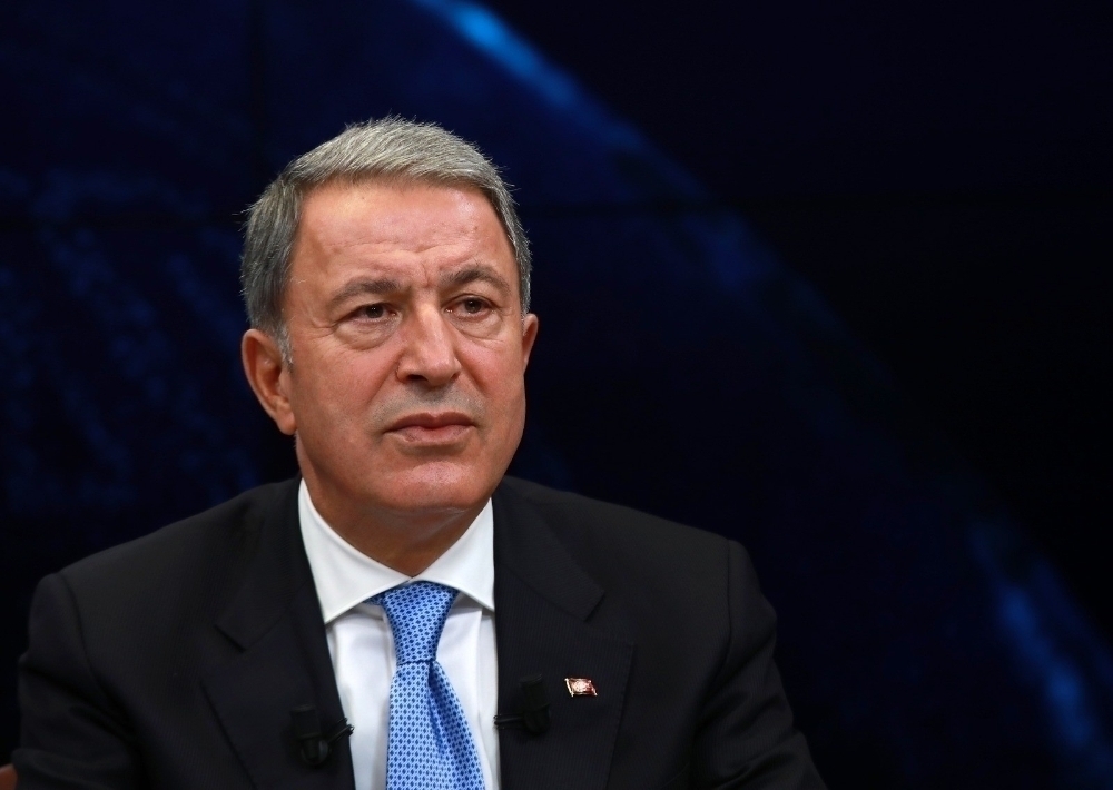 Bakan Akar ve komutanların Azerbaycan dönüşü sınır mesaisi