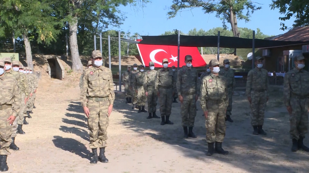 Bakan Akar Yunanistan sınırının sıfır noktasında