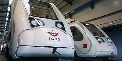 Bakan, Ankara-İstanbul arasını 80 dakikaya indirecek süper hızlı trenden ilk detayları paylaştı