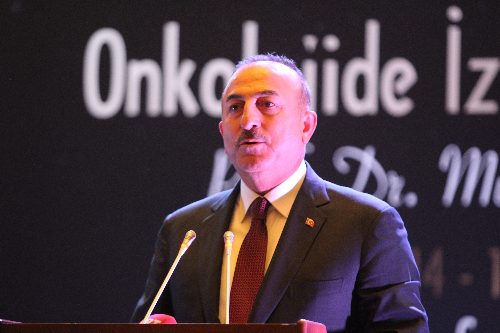 Bakan Çavuşoğlu Annesini Anlattı