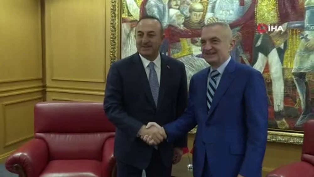 Bakan Çavuşoğlu, Arnavutluk Cumhurbaşkanı Meta tarafından kabul edildi