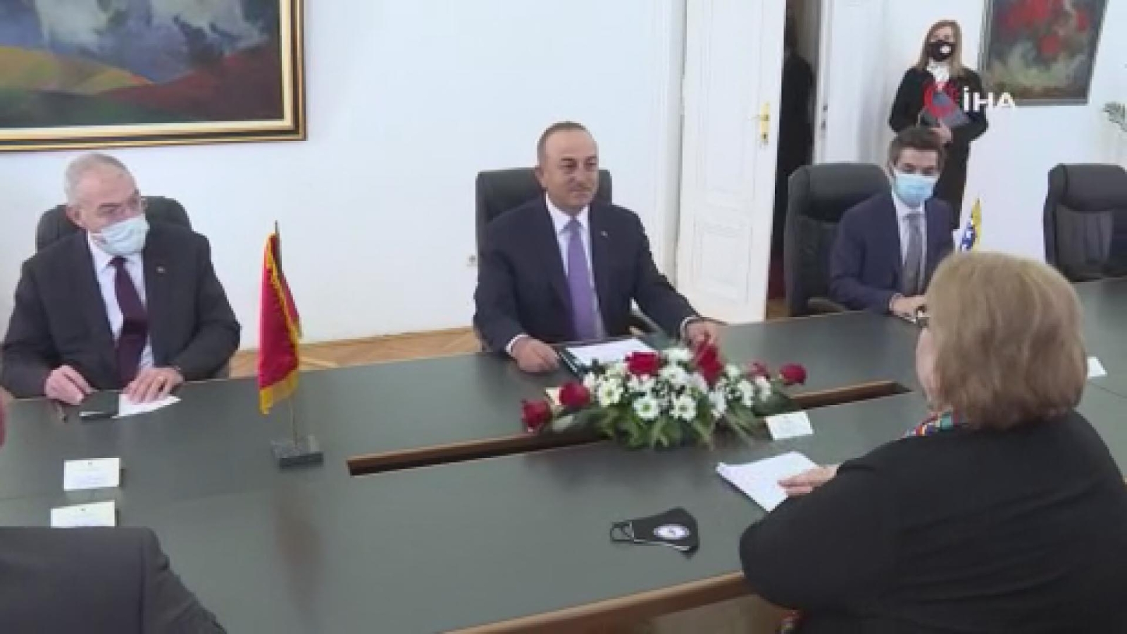 Bakan Çavuşoğlu, Bosna Hersekli mevkidaşı Turkovic ile görüştü