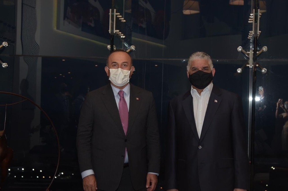 Bakan Çavuşoğlu, eski Dominik Cumhuriyeti Dışişleri Bakanı Vargas’la görüştü