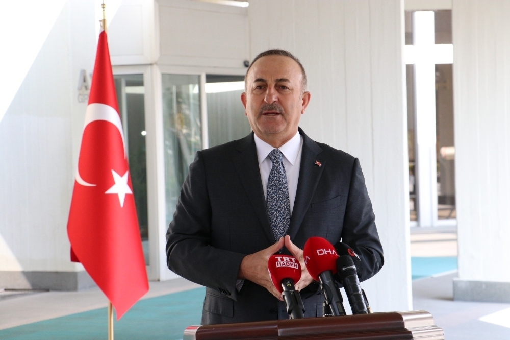 Bakan Çavuşoğlu, Fransa Dışişleri Bakanı Le Drian ile görüştü