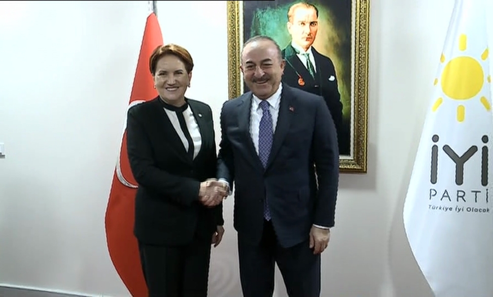 Bakan Çavuşoğlu İyi Partide