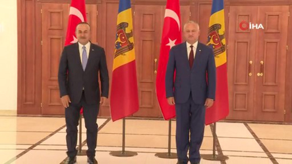 Bakan Çavuşoğlu, Moldova Cumhurbaşkanı tarafından kabul edildi