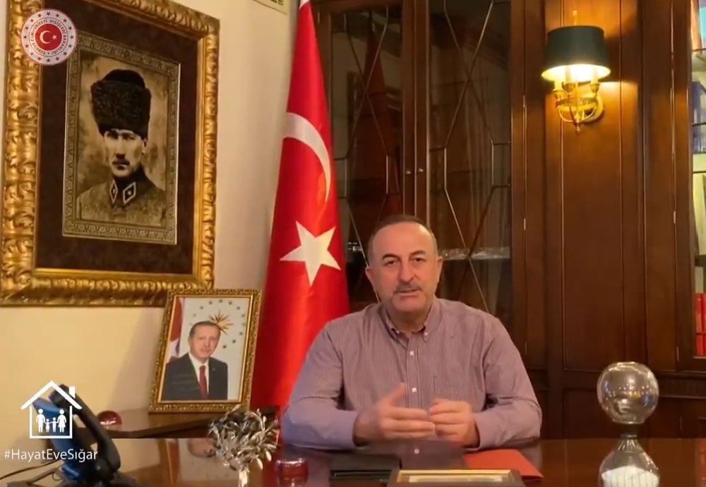 Bakan Çavuşoğlu’ndan yurt dışındaki Türklere videolu 