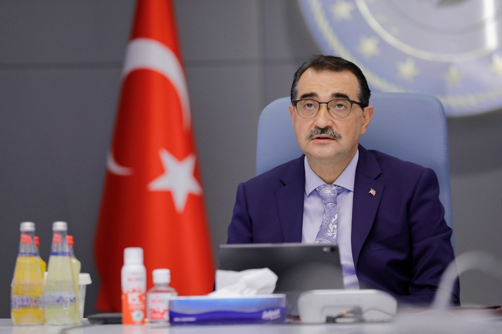 Bakan Dönmez: “İnşallah Karadeniz’deki gibi benzer bir keşfi de Doğu Akdeniz’de yakalayabiliriz”